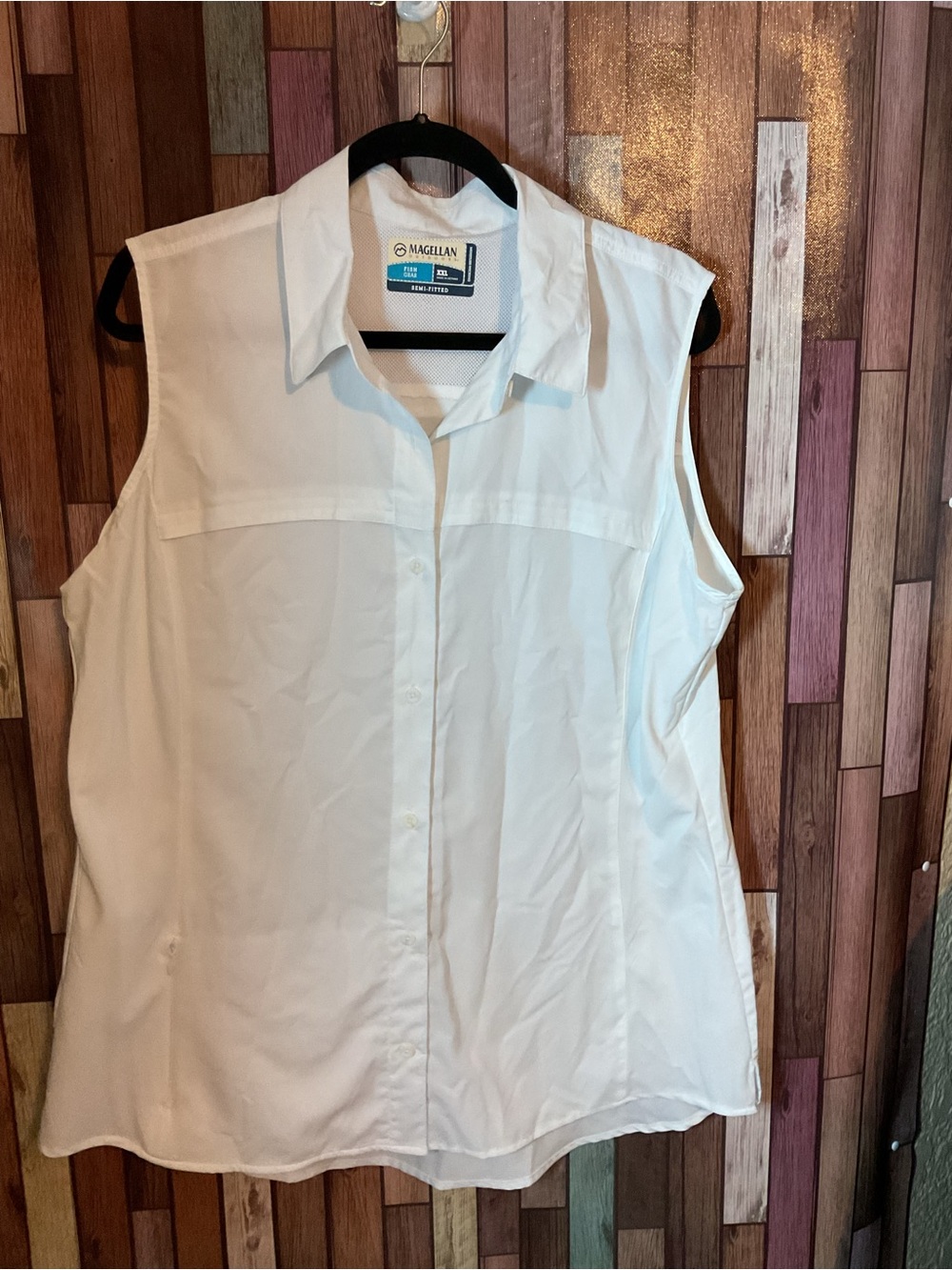 Magellan Fish Gear Women’s White Sleeveless Button Front Top Size XXL